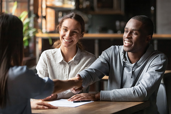 Différence entre un courtier immobilier et un courtier hypothécaire