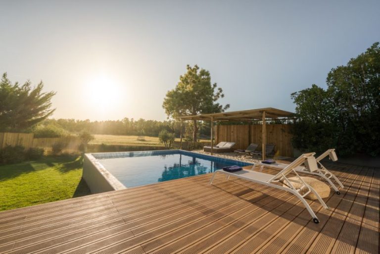 deck piscine hors terre